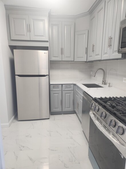 45 River Dr S Unit 1611, Jersey City, NJ 07310