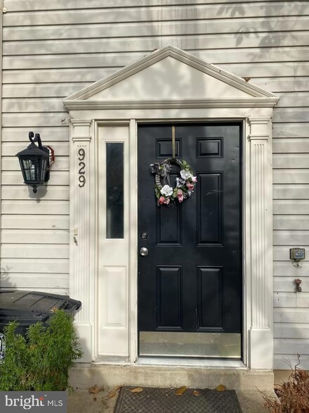 929 Bending Branch Way, Hyattsville, MD 20785