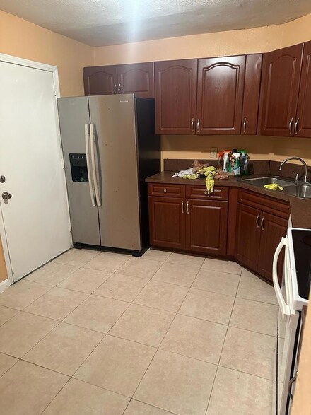 3300 Spanish Moss Terrace Unit 101, Lauderhill, FL 33319