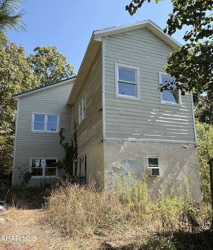 451 Mcdaniel Rd, Everett, PA 15537