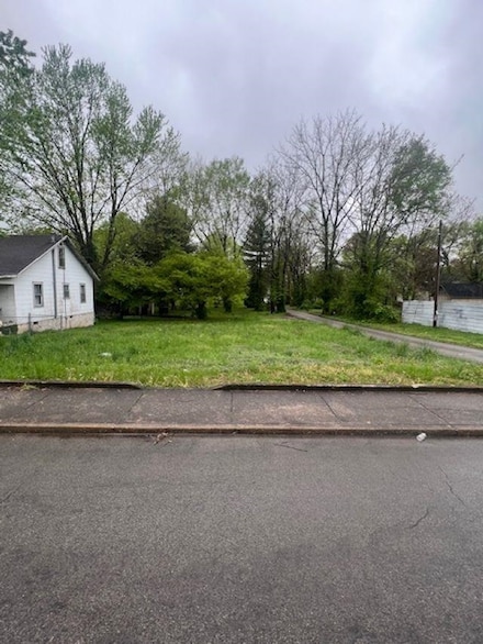 1171 Vine St, Bowling Green, KY 42101