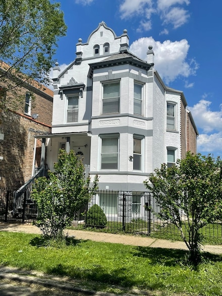 2407 S Trumbull Ave, Chicago, IL 60623