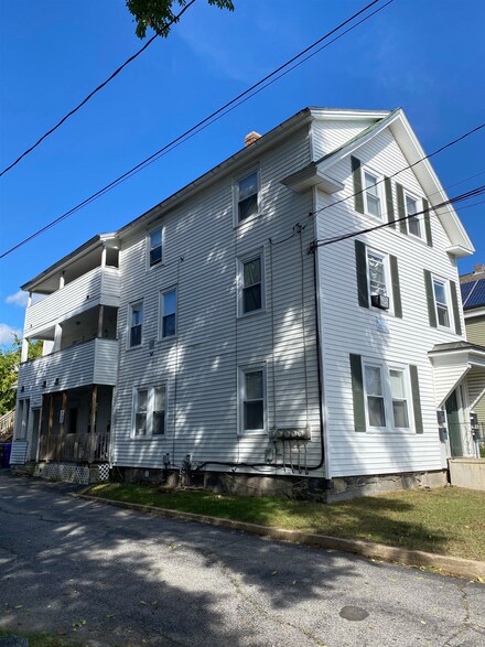 422 Merrimack St, Manchester, NH 03103