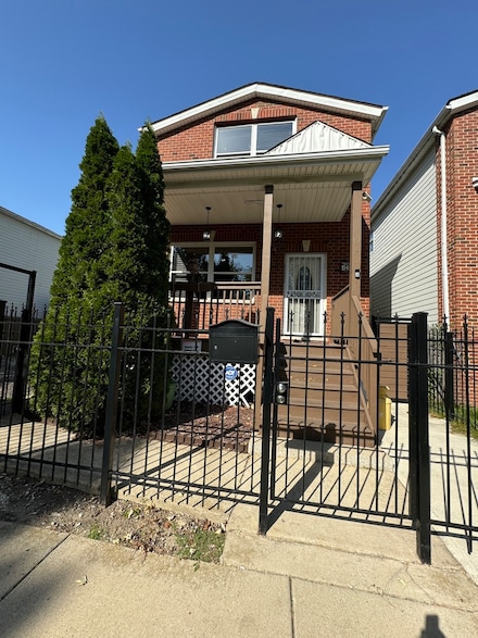 1316 W 52nd St, Chicago, IL 60609