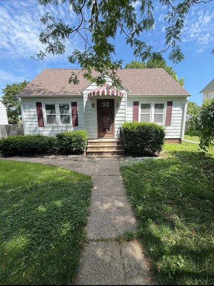 407 E Newago St, Radcliffe, IA 50230