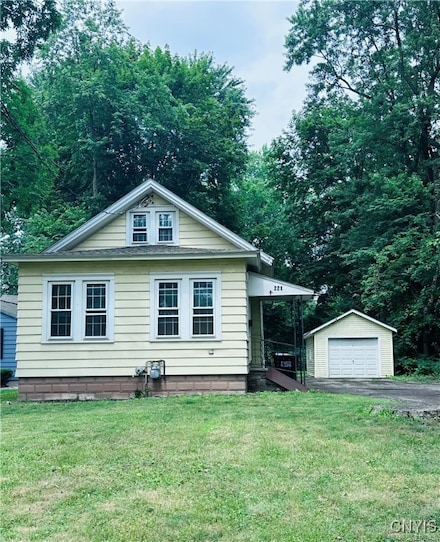 221 Campbell Rd, Syracuse, NY 13211