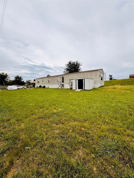 128 May Reed Dr, Decatur, TX 76234