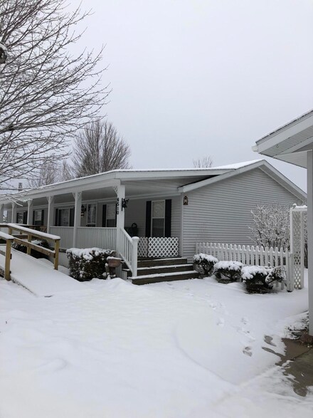 6510 Carey Rd, Cheboygan, MI 49721