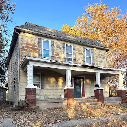 131 E Lake St, Marceline, MO 64658