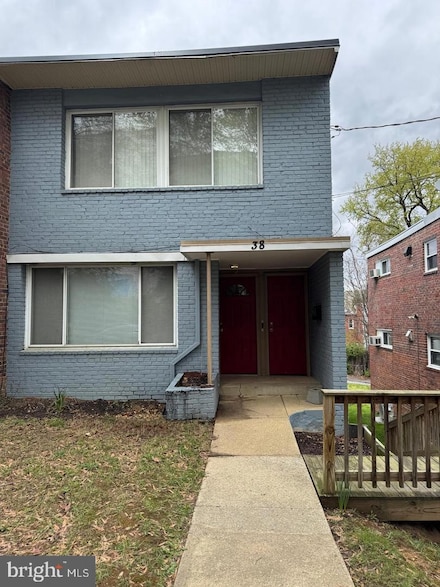 38 Varnum St NE, Washington, DC 20011