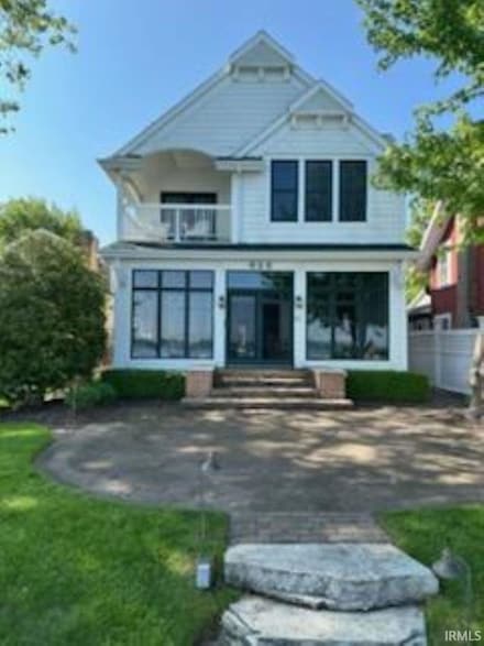 6472 E Waco Dr Unit Pier 628, Syracuse, IN 46567