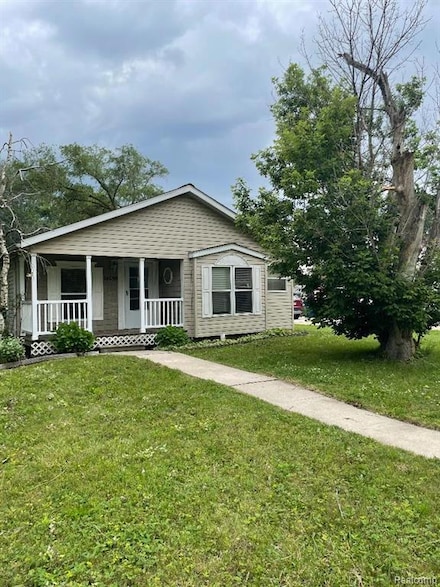 28055 Hanover Blvd, Westland, MI 48186