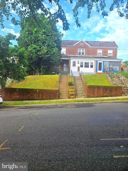 3959 R St SE, Washington, DC 20020