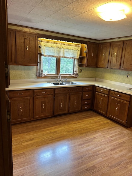 7 Hale Spring Rd, Plaistow, NH 03865