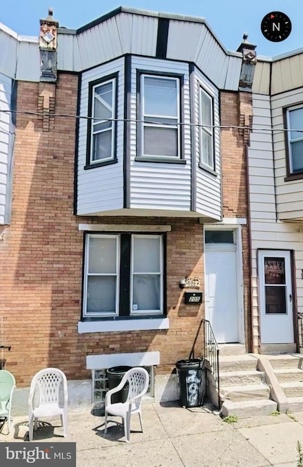 205 W Wishart St, Philadelphia, PA 19133