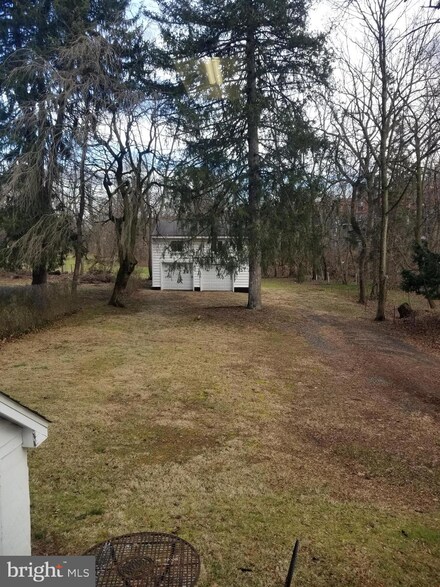 723 Limekiln Pike, Glenside, PA 19038