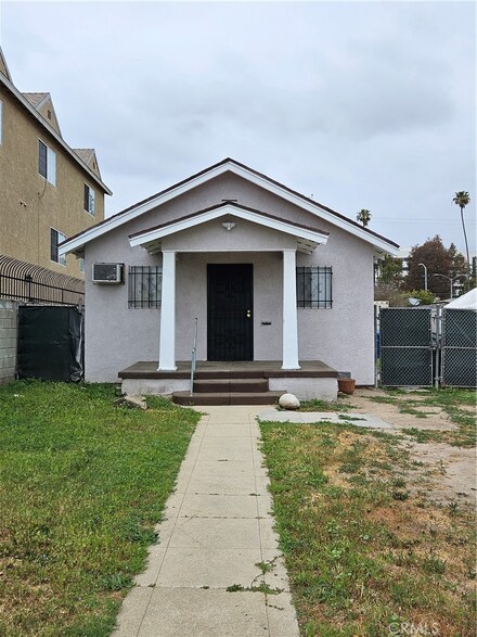 509 E 97th St, Inglewood, CA 90301