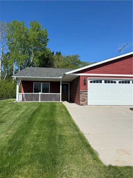 169 Amber View St, Menomonie, WI 54751
