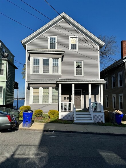 602 Durfee St, Fall River, MA 02720