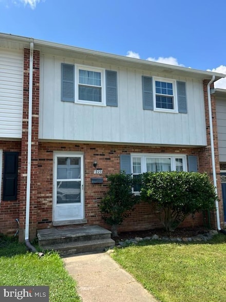 219 Overlook Ct, Fredericksburg, VA 22405