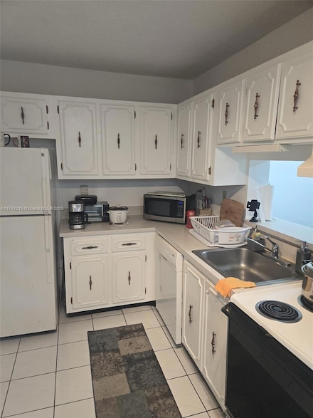 5201 NW 7th St Unit 403, Miami, FL 33126