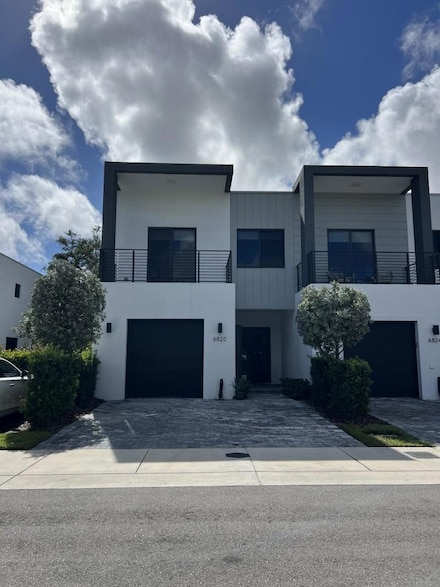 6820 SW 80th St, Miami, FL 33143