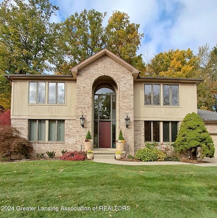 5791 Westminster Way, East Lansing, MI 48823