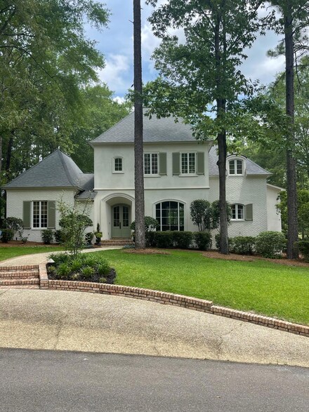 40 Waterford Dr, Hattiesburg, MS 39402