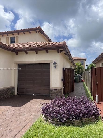 3530 SE 4th St, Homestead, FL 33033