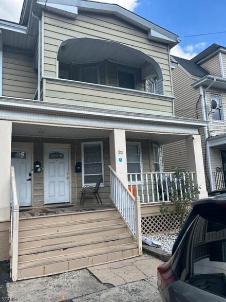 32 Sherman Place, Irvington, NJ 07111