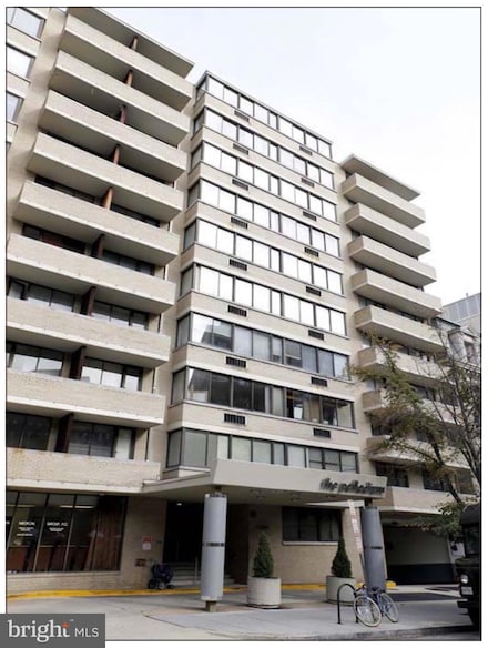 1325 18th St NW Unit RP-104, Washington, DC 20036