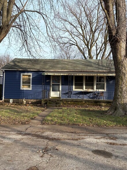3349 Texas St, Lake Station, IN 46405