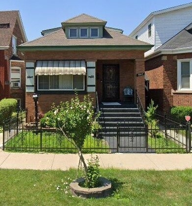 8612 S Marshfield Ave, Chicago, IL 60620