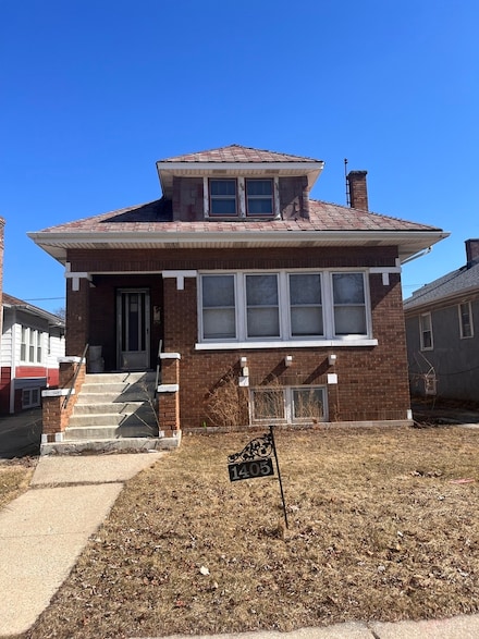 1405 S 17th Ave, Maywood, IL 60153