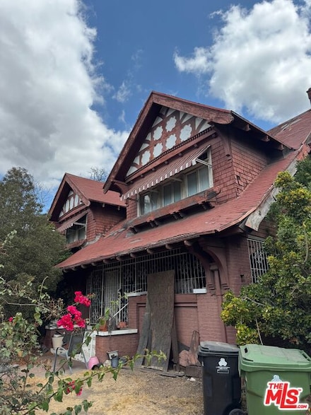 2756 Raymond Ave, Los Angeles, CA 90007