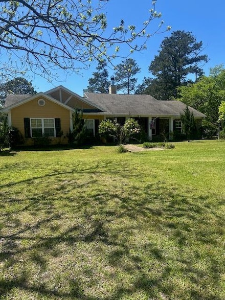 24 Toby Roy Rd, Lumberton, MS 39455