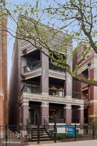 1035 W Monroe St Unit 3, Chicago, IL 60607