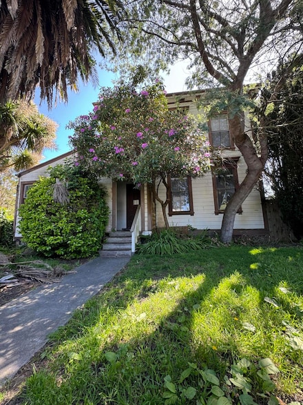 833 L St, Eureka, CA 95501