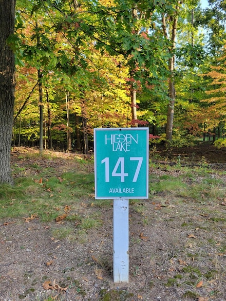 6433 N Shore Dr, Richland, MI 49083