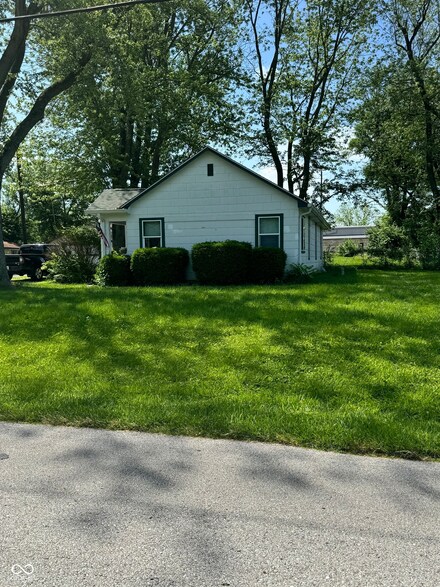 101 W County Line Rd, Mooresville, IN 46158