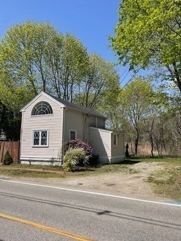 218 Stockbridge Rd, Scituate, MA 02066