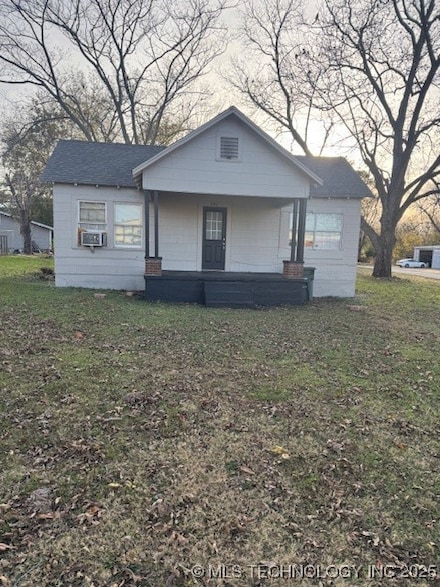 402 E 12th St, Tishomingo, OK 73460