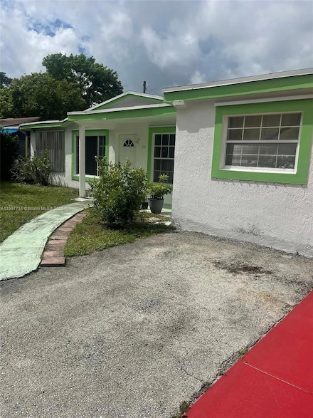 2141 NW 26th Ave, Fort Lauderdale, FL 33311