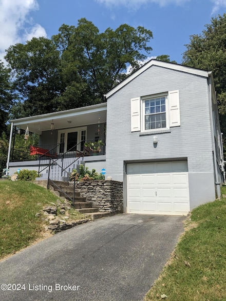 1211 Curlew Ave, Louisville, KY 40213