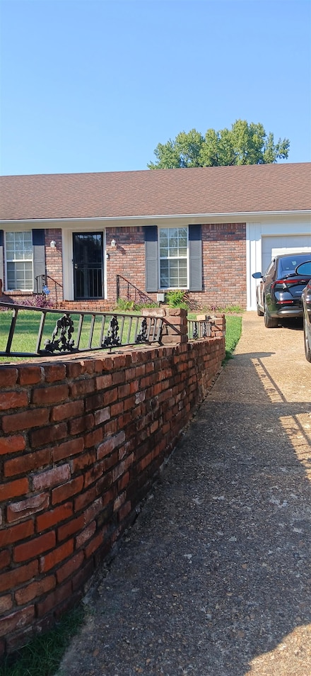 4480 Tanbark Ave, Memphis, TN 38128