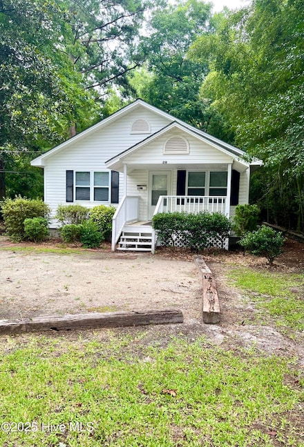 218 E Lewis St, Whiteville, NC 28472