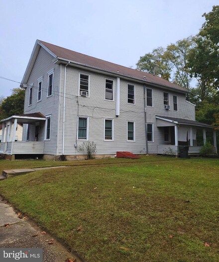 614 Main St, Lumberton, NJ 08048