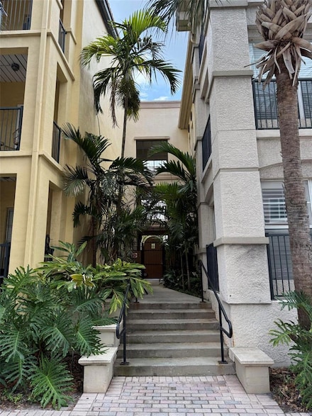 402 S Armenia Ave Unit 127, Tampa, FL 33609