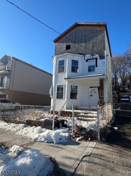 26 Elliott St Unit 28, Newark, NJ 07104