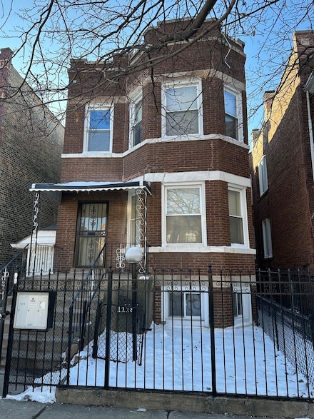 1118 N Springfield Ave, Chicago, IL 60651